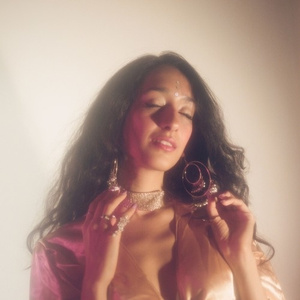 国产精品无限视频三区
